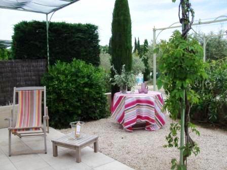 self catering rental saint remy de provence : les jardins de Fontanille
